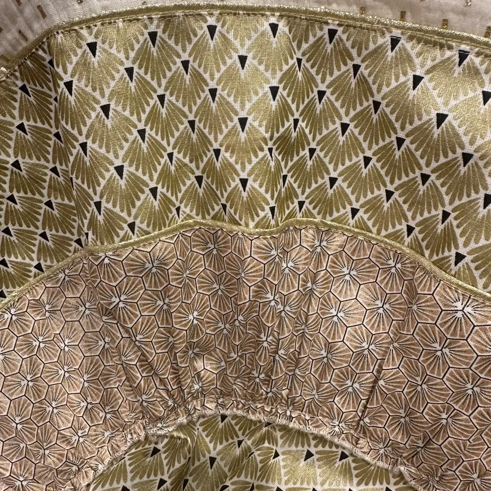 Pep’s Cannes mini dress• Gold Brocade Pompadour - Picture 5 of 6